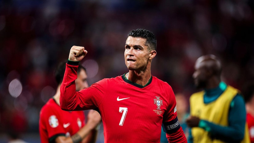 两位选手因 两位选手因